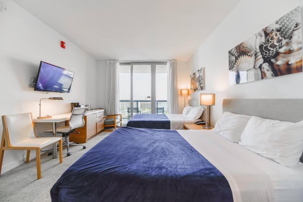 Awesome 2Br Condo Beachwalk Resort Hallandale Beach Kültér fotó