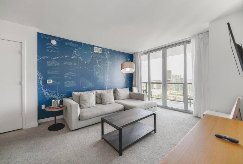 Awesome 2Br Condo Beachwalk Resort Hallandale Beach Kültér fotó
