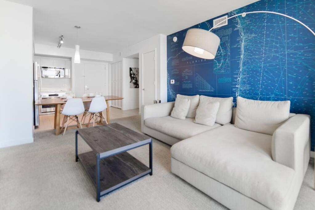 Awesome 2Br Condo Beachwalk Resort Hallandale Beach Kültér fotó