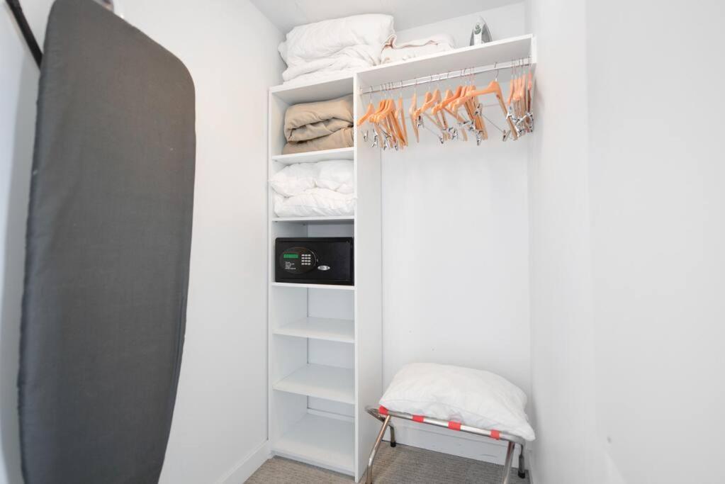 Awesome 2Br Condo Beachwalk Resort Hallandale Beach Kültér fotó